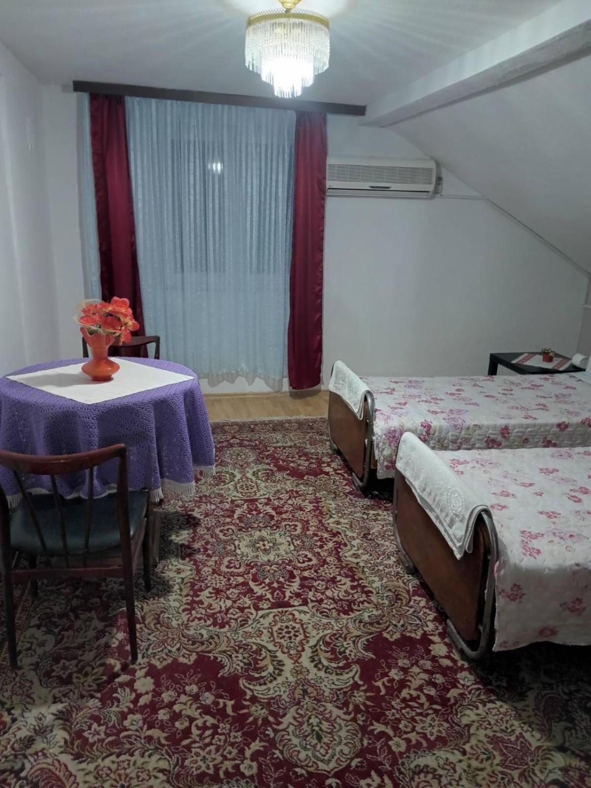 Guesthouse Sobi-Rooms Gradsko Dış mekan fotoğraf